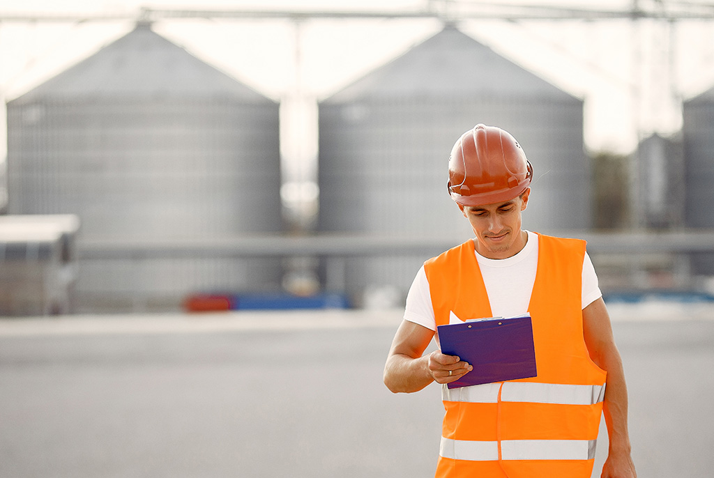 INSPECCIÓN Y MANTENIMIENTO DE ESTANQUES DE ALMACENAMIENTO [API 650- 653]